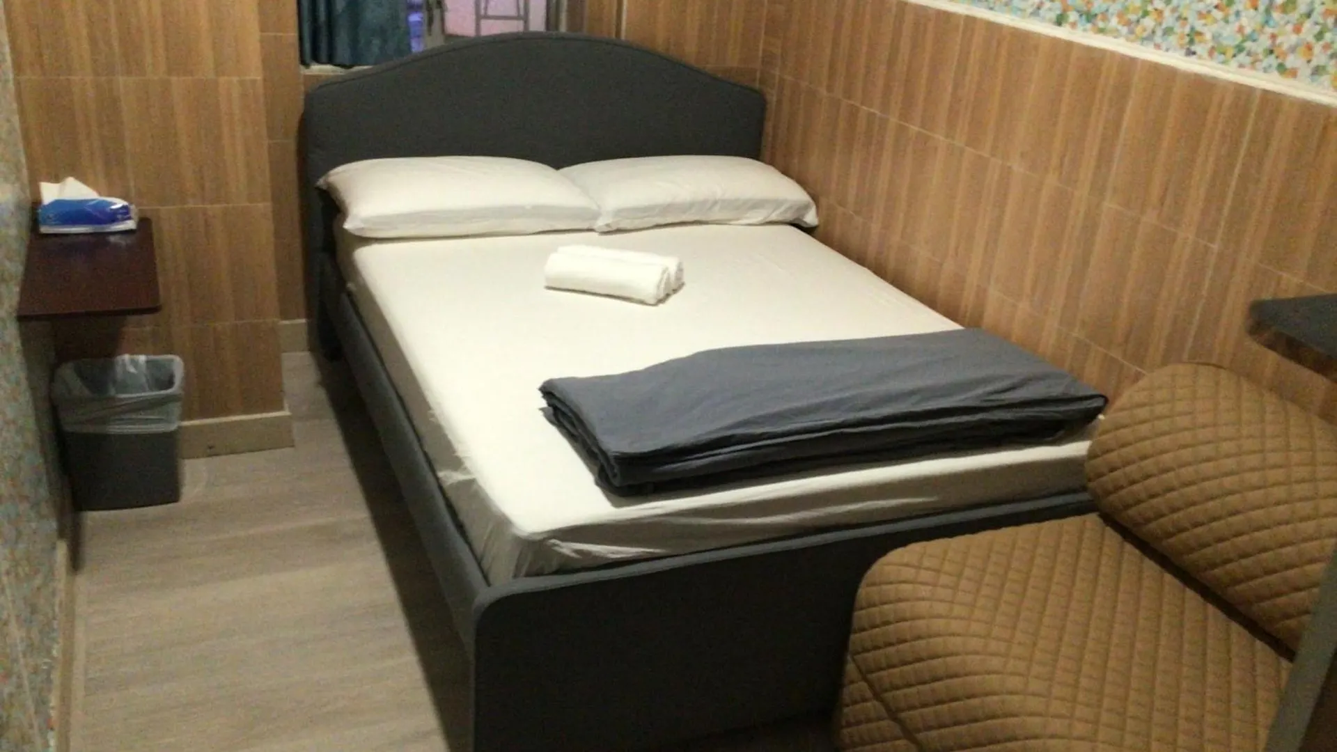Ajit Guest House Hong Kong